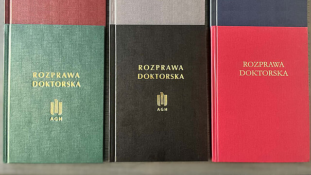 Okładki prac doktorskich